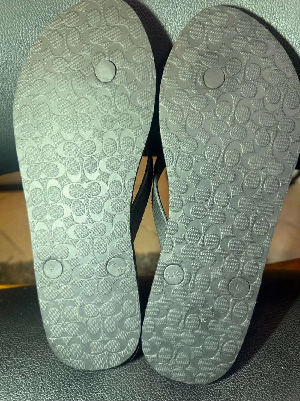 Coach Red Plaid Flip Flops Sz 7/8